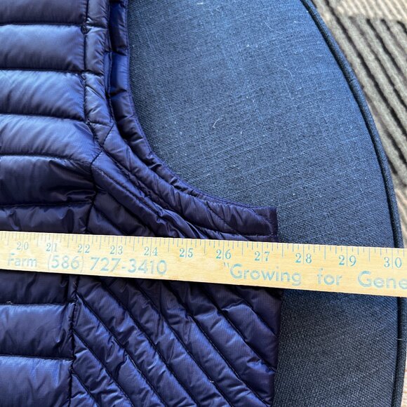 Duluth Trading Women’s 2X Long Down Puffer Vest | Navy Quilted Lightweight Warm - Picture 3 of 5